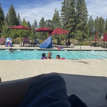 Grass Valley RV Resort - Pool area - RV Parks Near Me - Grass Valley, California Grass Valley RV Resort - Pool area - RV Parks Near Me - Grass Valley, California