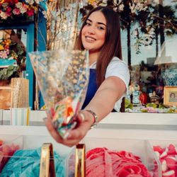Sugar King - Our team is ready for you!
