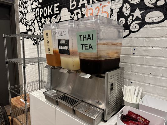 Go Fish Poke Bar by null