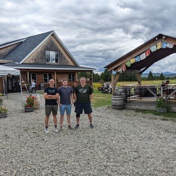 Hill Farmstead Brewery - Proud tourists and our intrepid guide - Breweries Near Me - Greensboro, Vermont