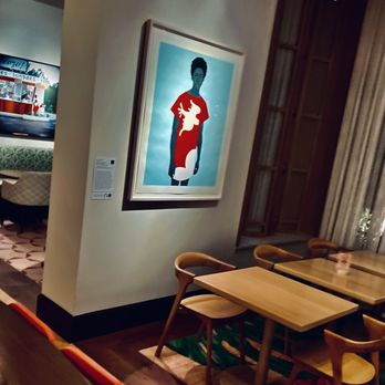 The Alfond Inn - Interior art was magnificent - Hotels Near Me - Winter Park, Florida