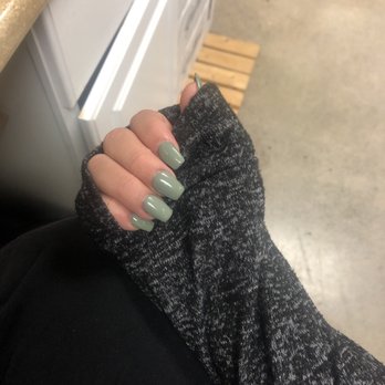 LV Nails - Nail Salons Near Me - Gresham, Oregon