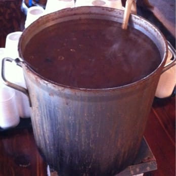 Opie's BBQ - Huge pot of beans - Barbeque Near Me - Spicewood, Texas Opie's BBQ - Huge pot of beans - Barbeque Near Me - Spicewood, Texas