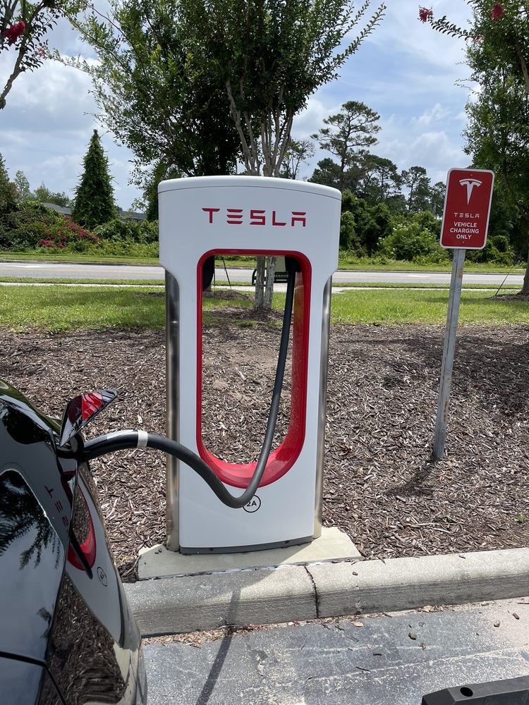 TESLA SUPERCHARGER 413 N Alafaya Trl, Orlando, Florida EV Charging Stations Phone Number
