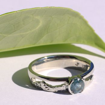 even design - Custom Montana Sapphire & North Shore mountain range. - Jewelry Near Me - Vancouver, British Columbia even design - Custom Montana Sapphire & North Shore mountain range. - Jewelry Near Me - Vancouver, British Columbia