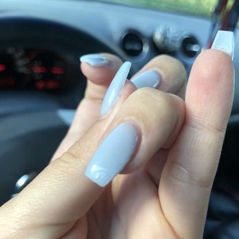 Oriental Nails - Clear coat - Nail Salons Near Me - Hialeah, Florida