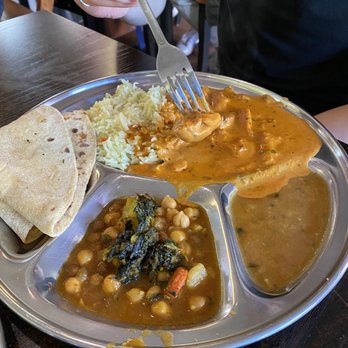 Sartaj India Cafe - Chicken tikka masala thali - Indian Near Me - Sausalito, California