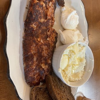 Maggie’s Table - Eggs, grits, and corned beef hash - grits are amazing - Diners Near Me - Jacksonville, Florida