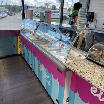 Howdy Homemade Ice Cream Katy - Ice cream freezer - Ice Cream & Frozen Yogurt Near Me - Katy, Texas