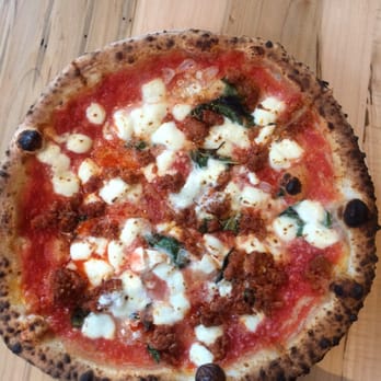 Pizzeria Libretto - Sausage pizza - Pizza Near Me - Toronto, Ontario