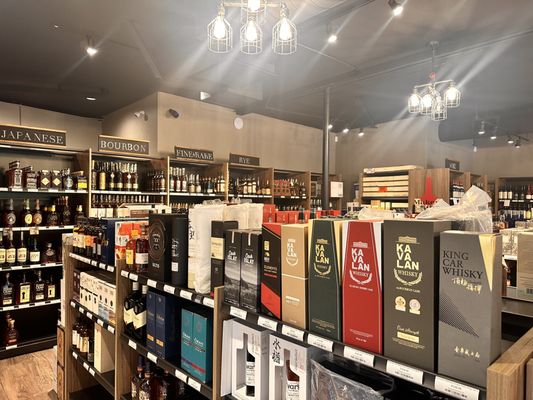 Hi Proof Whisky & Spirits & Wine by null