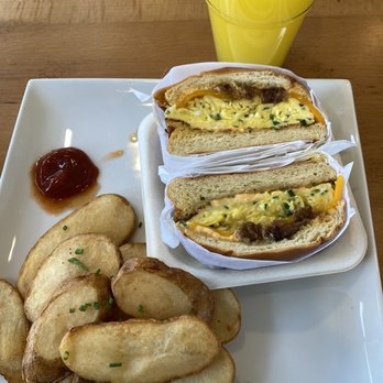 Eggspresso - Petaluma and fresh squeezed OJ - Breakfast & Brunch Near Me - Petaluma, California