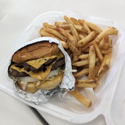 WNB Factory - Double steakburger with fries.