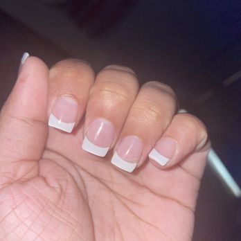 Zuri Nails House - Bubbles - Nail Salons Near Me - Bedford, Texas