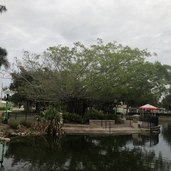Memorial Park - Parks Near Me - Stuart, Florida