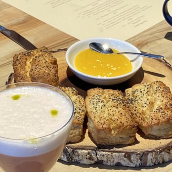 Miro Kaimuki - Poppyseed scone with papaya jam (sooooo ono) - Asian Fusion Near Me - Honolulu, Hawaii