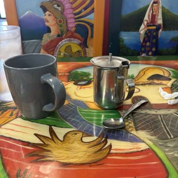 Sunrise Luncheon - Beautiful tables & chairs telling ancient stories of love and life - Diners Near Me - Somerville, New Jersey