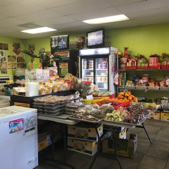 Trai Cay Mien Tay - Interior - Juice Bars & Smoothies Near Me - South El Monte, California Trai Cay Mien Tay - Interior - Juice Bars & Smoothies Near Me - South El Monte, California
