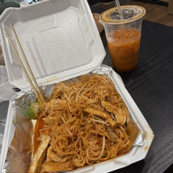 Silver Thai Cuisine - Pad Thai - Thai Near Me - Allen, Texas Silver Thai Cuisine - Pad Thai - Thai Near Me - Allen, Texas