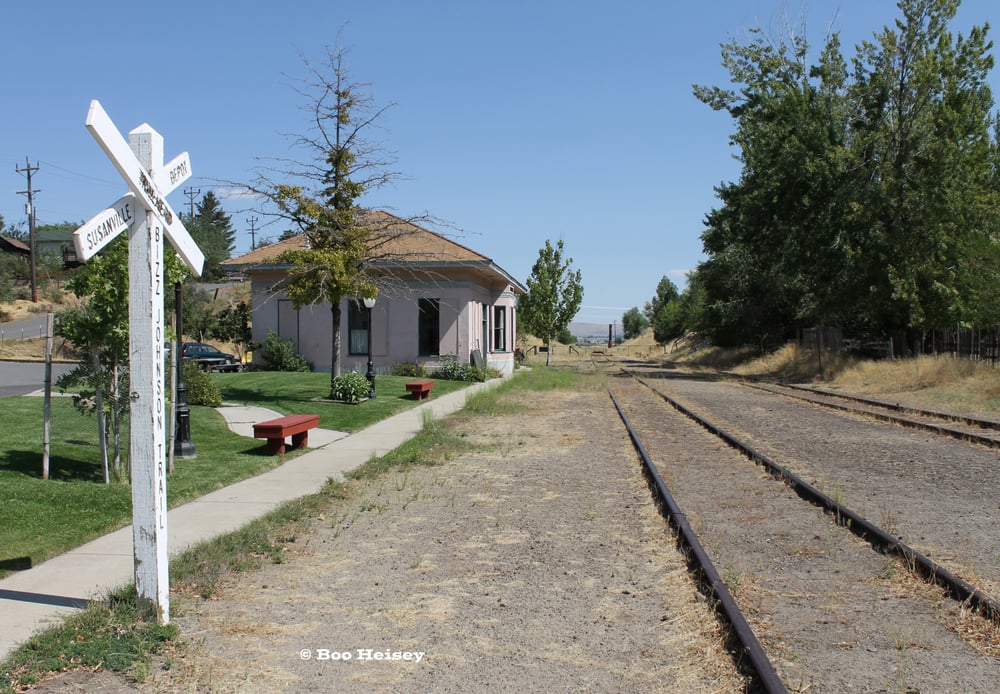 Bizz Johnson Trail Logo