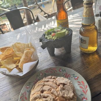 Café Escondido - Pan dulce - Mexican Near Me - Sylmar, California Café Escondido - Pan dulce - Mexican Near Me - Sylmar, California