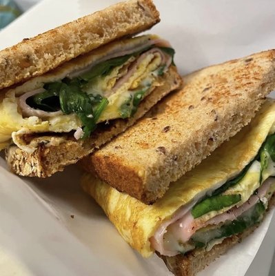 The Belgian Plate by @waffleitandco by null