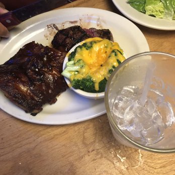 Texas Roadhouse - Barbeque Near Me - Fairfield, California