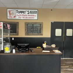 Tommy's Pizza, Chicken & Catering