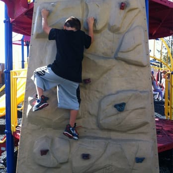 Smith Park - Parks Near Me - Pico Rivera, California