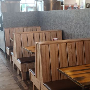 Portillo's Allen - Burgers Near Me - Allen, Texas