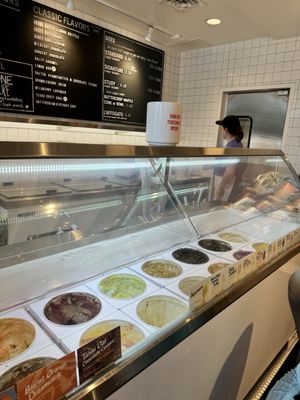 Jeni's Splendid Ice Creams by null