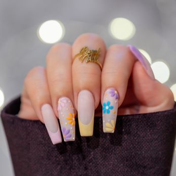 Regal Nails, Salon & Spa - Nail Salons Near Me - London, Ontario Regal Nails, Salon & Spa - Nail Salons Near Me - London, Ontario