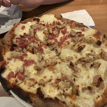 Burrata Woodfired - Chicken Alfredo pizza. - Pizza Near Me - Mount Vernon, Ohio