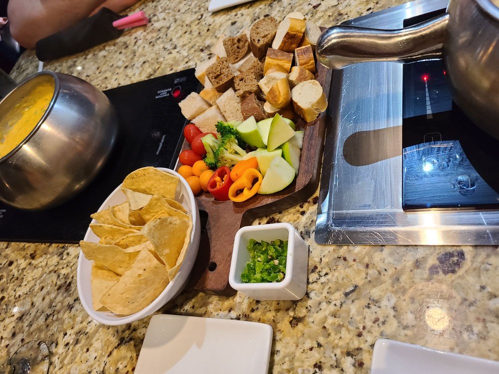 THE MELTING POT Updated October 2024 330 Photos & 148 Reviews