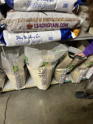 La Hacienda Feed Supplies by null