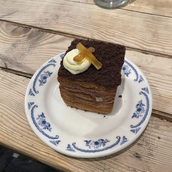 maman - croissant cube - Cafes Near Me - New York, New York