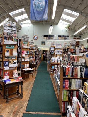 Walden Pond Books by null