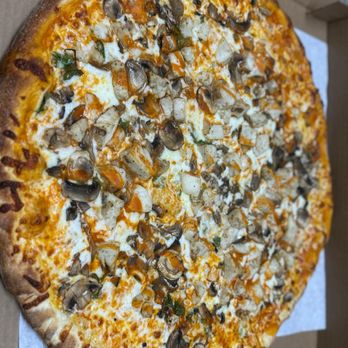 Pizza Lover - Buffalo Chicken pizza - Pizza Near Me - South San Francisco, California Pizza Lover - Buffalo Chicken pizza - Pizza Near Me - South San Francisco, California