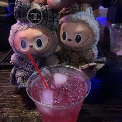 TV Lounge - Cranberry vodka