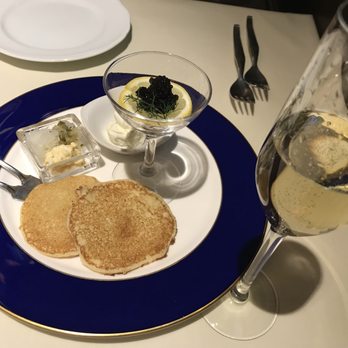Russian Restaurant ROGOVSKI(ロゴスキー)>