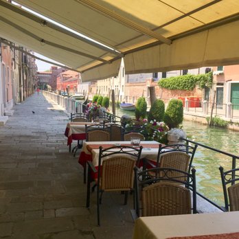 Hotel Olimpia - Terrace cafe on the canal outside the hotel - Hotels Near Me - Venezia, 34