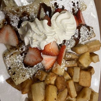 Stacked Pancake - Banana hazelnut crepes - Breakfast & Brunch Near Me - Waterdown, Ontario