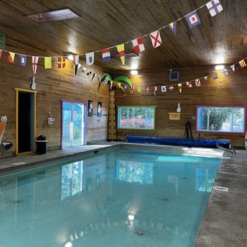 Kinder Swimmer - Swimming Lessons/Schools Near Me - Renton, Washington Kinder Swimmer - Swimming Lessons/Schools Near Me - Renton, Washington
