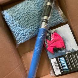 Super handy tool for washing the car. Super handy tool for washing the car.