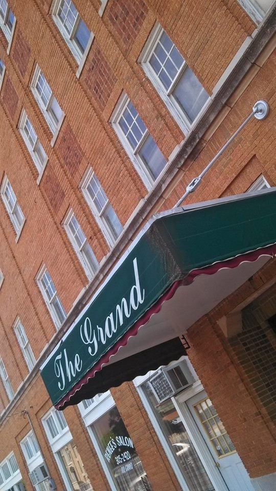 THE GRAND APARTMENTSHOTEL FREDERICK Updated September 2024 100 E