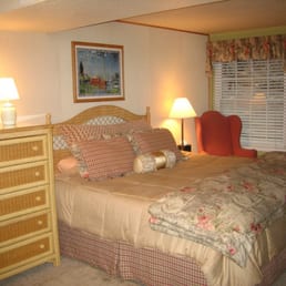 The Gracious Bedroom Suite