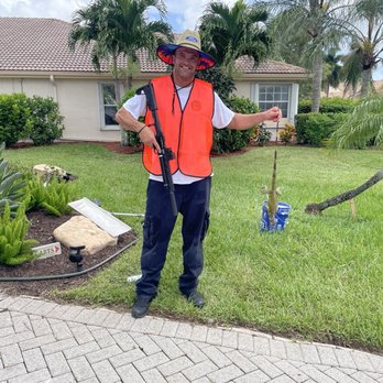 Code Green Iguana Removal - Equipment used - Wildlife Control Near Me Code Green Iguana Removal - Equipment used - Wildlife Control Near Me