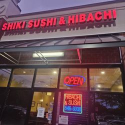 Shiki Sushi and Hibachi - Entrance