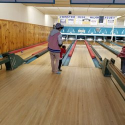 Laurel Bowling Lanes