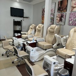 Family Nail Spa - June 2022 - Under new management